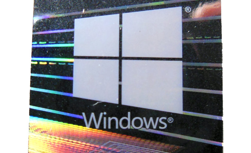 Original Microsoft 11 Hologram Sticker 17 x 23mm / 11/16" x 15/16" [1138]